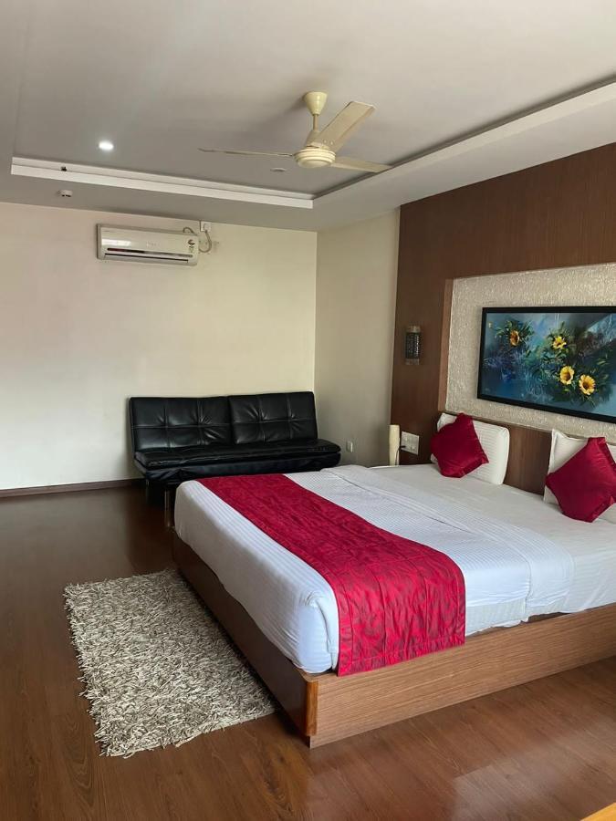 The Lotus Boutique Hotel Chikmagalūr エクステリア 写真